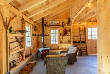 32' x 32' Lenox Carriage Barn Shown with Options