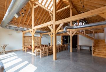 60' x 60' Preakness Saratoga Barn Shown with Options