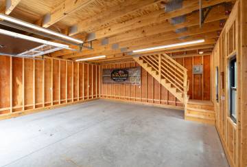 24' x 24' Newport Garage Shown with Options