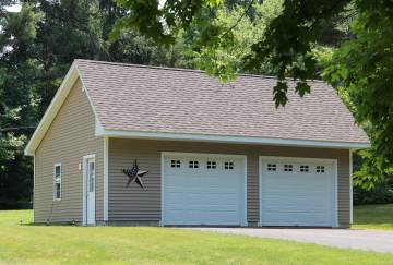 24' x 28' Woodstock Garage Shown with Options