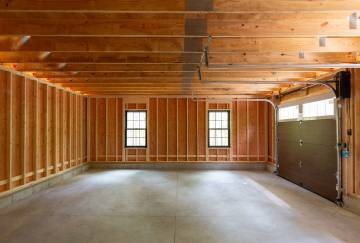 24' x 30' Newport Garage Shown with Options