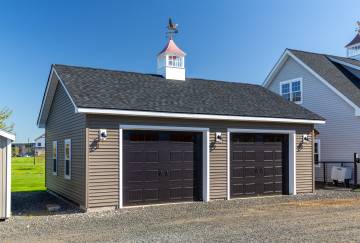 24' x 30' Roosevelt Garage Shown with Options