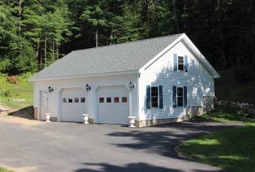 24' x 32' Roosevelt Garage Shown with Options