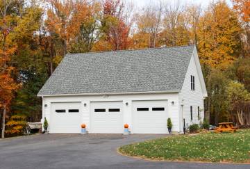 24' x 36' Newport Garage Shown with Options