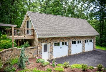 24' x 40' Berkshire Garage Shown with Options