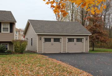 26' x 26' Roosevelt Garage Shown with Options