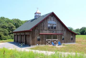 46' x 48' Lexington Saratoga Barn Shown with Options