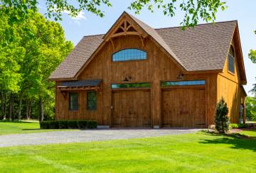 28' x 36' Newport Garage Shown with Options