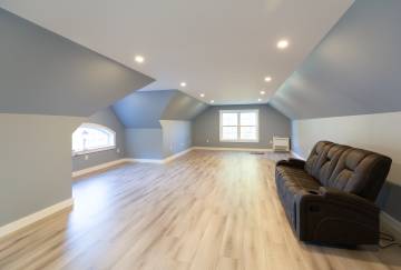 28' x 36' Newport Garage Shown with Options