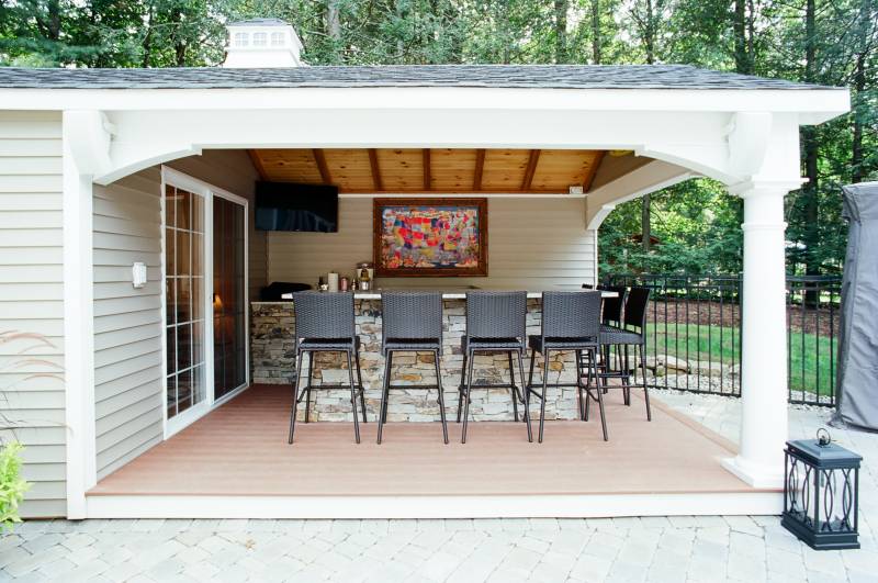 12' x 14' Deck with Bar • Redwood Composite Decking