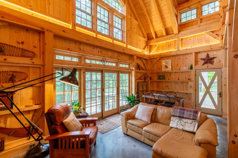 24' x 24' Plymouth Carriage Barn • Living Area