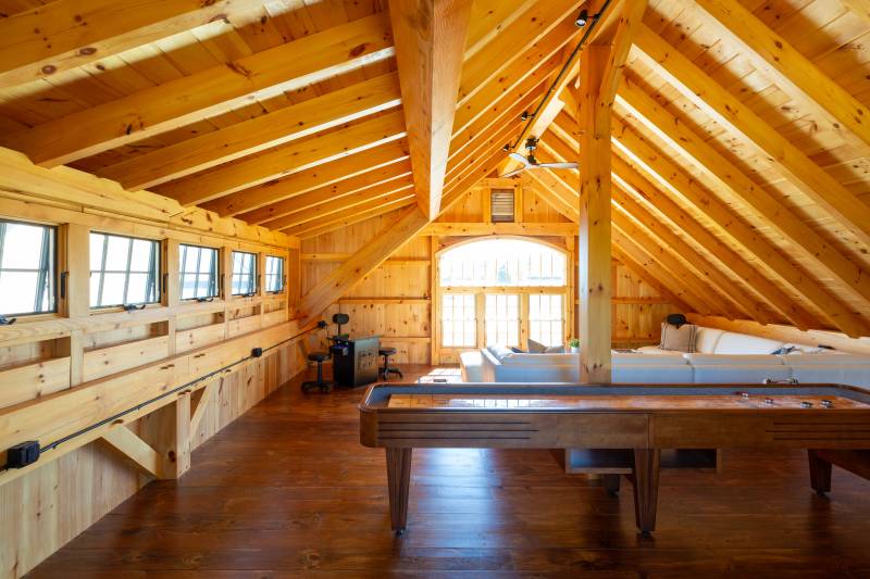 32' x 28' Lenox Carriage Barn second floor loft