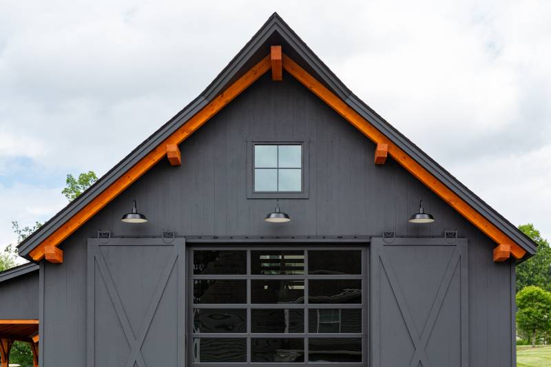 Cow Catcher Gable Peak with Timber Accent Rafter