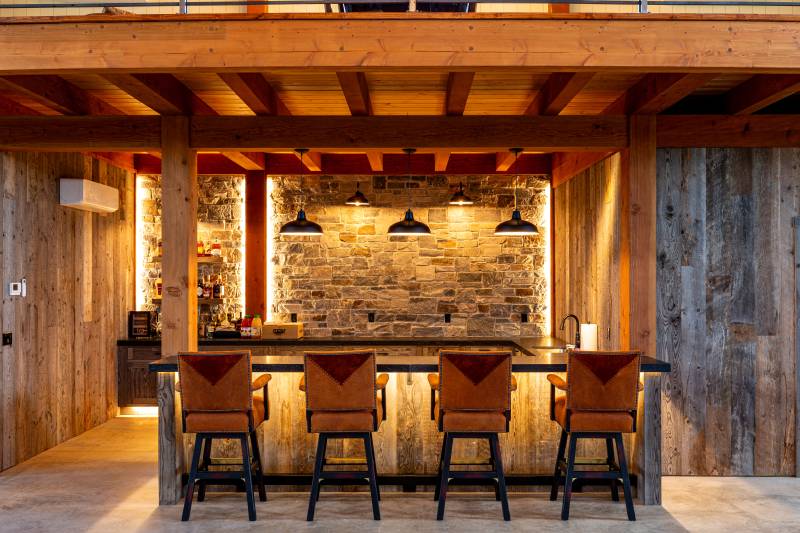 A bar in the hangar offers post-flight amenities