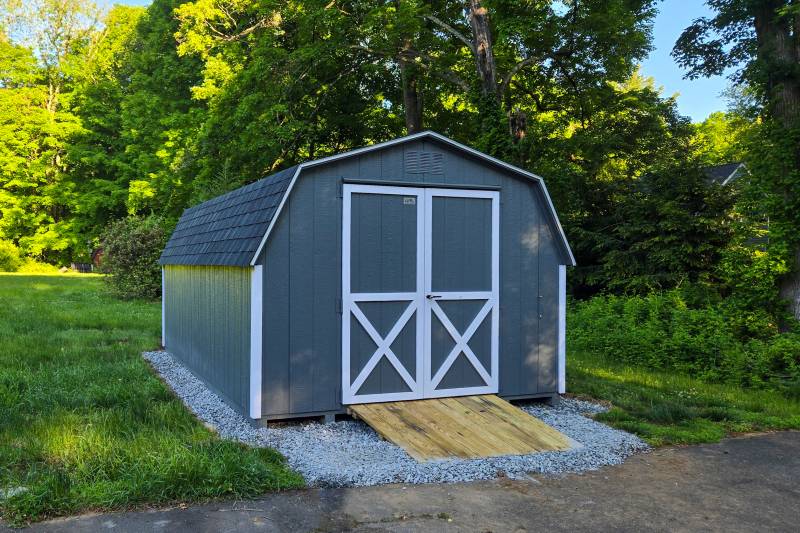 10' x 16' Traditional Mini Barn, Bolton, CT