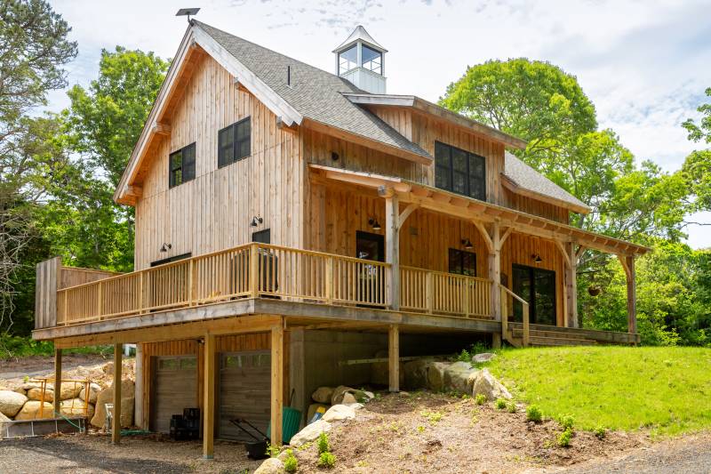 8' x 35' covered porch • Wrap-around deck by others