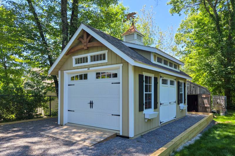 12' x 20' Victorian Carriage House Garage, Upton, MA